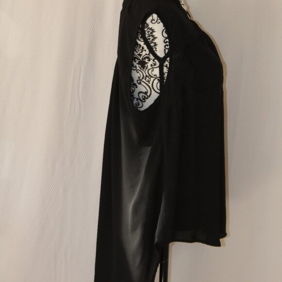 FALL SALETorrid Harper Georgette Black Sleeveless Pullover, 0 Large 12 Pre-Loved - Picture 8 of 11